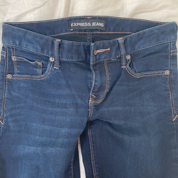 Express low rise jeans, size 2 - Picture 2 of 2